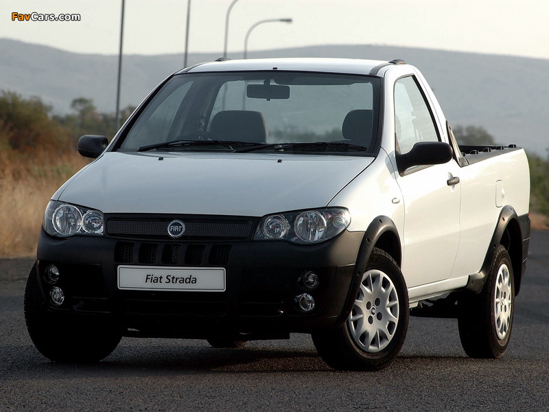 Fiat Strada ZA-spec 2005–12 pictures (800 x 600)