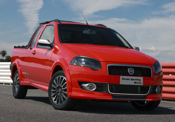 Fiat Strada Sporting 2011–12 images