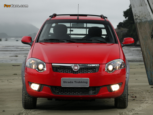 Fiat Strada Trekking CE 2012 photos (640 x 480)