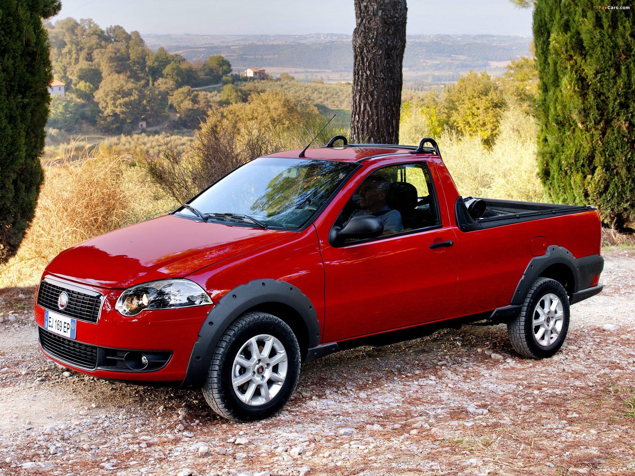 Images of Fiat Strada Trekking Short Cab EU-spec 2012 (2048 x 1536)