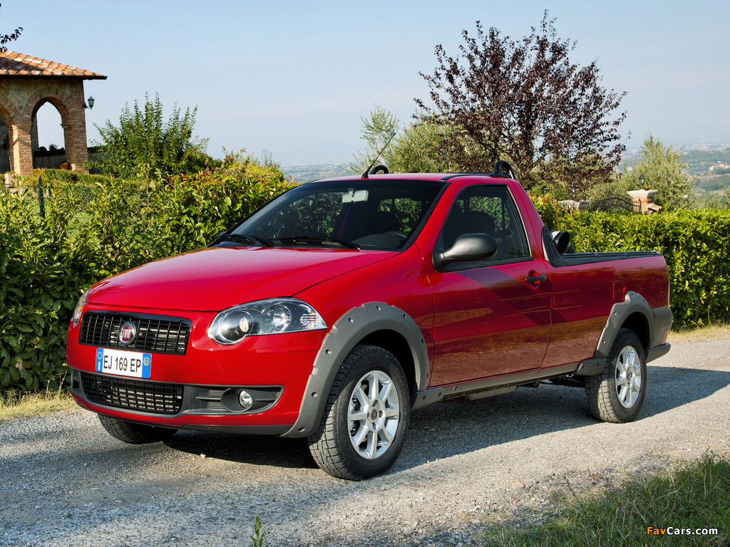 Images of Fiat Strada Trekking Short Cab EU-spec 2012 (1024 x 768)
