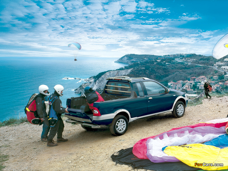 Photos of Fiat Strada Malibu 2004 (800 x 600)