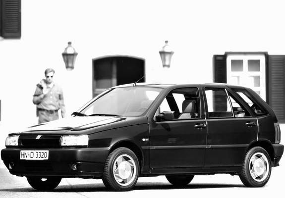 Fiat Tipo 5-door 1993–95 images