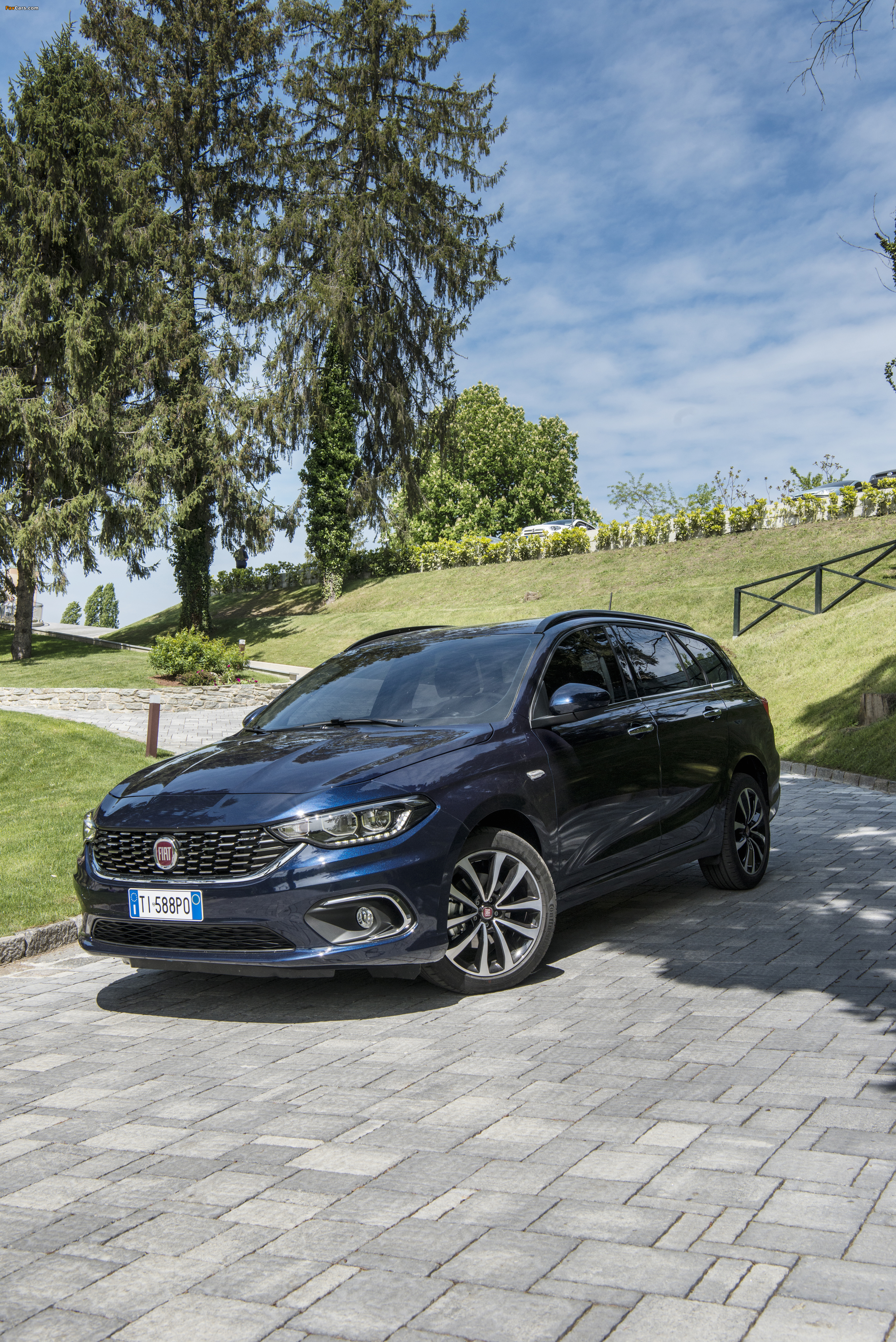 Fiat Tipo Station Wagon (357) 2016 wallpapers (2734 x 4096)