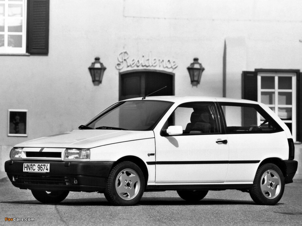 Photos of Fiat Tipo 3-door 1993–95 (1024 x 768)