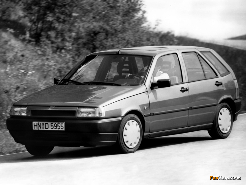 Photos of Fiat Tipo 5-door 1993–95 (800 x 600)
