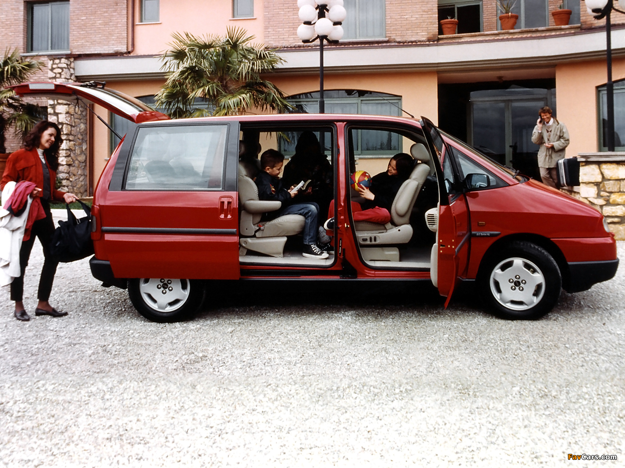 Pictures of Fiat Ulysse UK-spec (220) 1995–99 (1280 x 960)