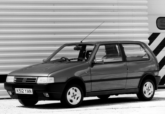 Fiat Uno Turbo i.e. UK-spec 1989–91 photos