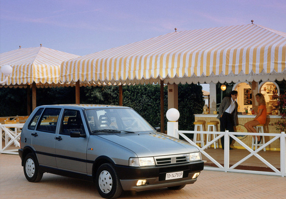 Fiat Uno 5-door 1989–95 wallpapers
