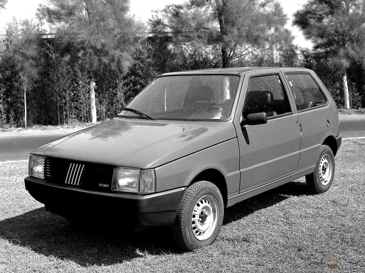 Photos of Fiat Uno BR-spec (146) 1984–91 (1280 x 960)