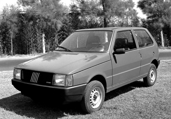 Photos of Fiat Uno BR-spec (146) 1984–91
