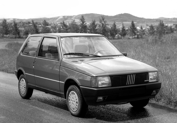 Photos of Fiat Uno SX BR-spec (146) 1984–86
