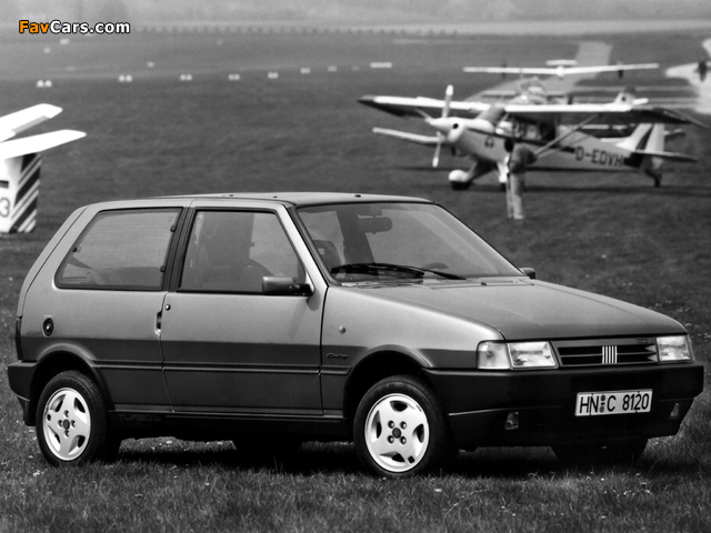 Photos of Fiat Uno Turbo i.e. Racing (146) 1991–95 (640 x 480)