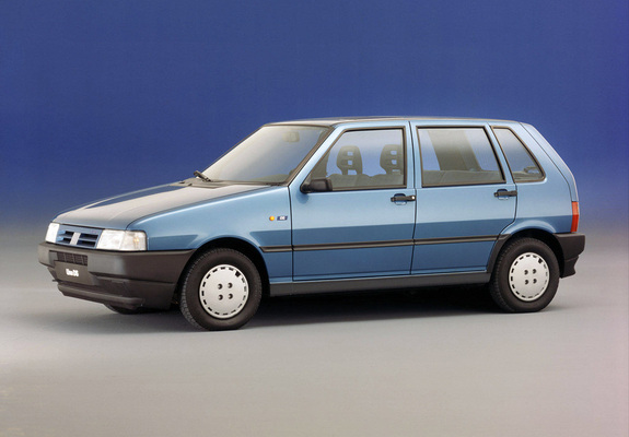 Pictures of Fiat Uno 5-door 1989–95