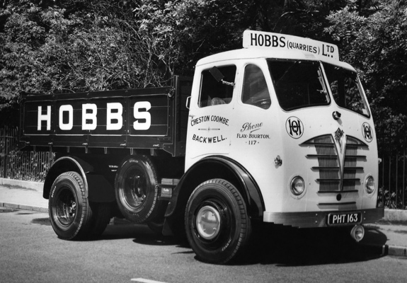 Images of Foden S18 FE4 Tipper