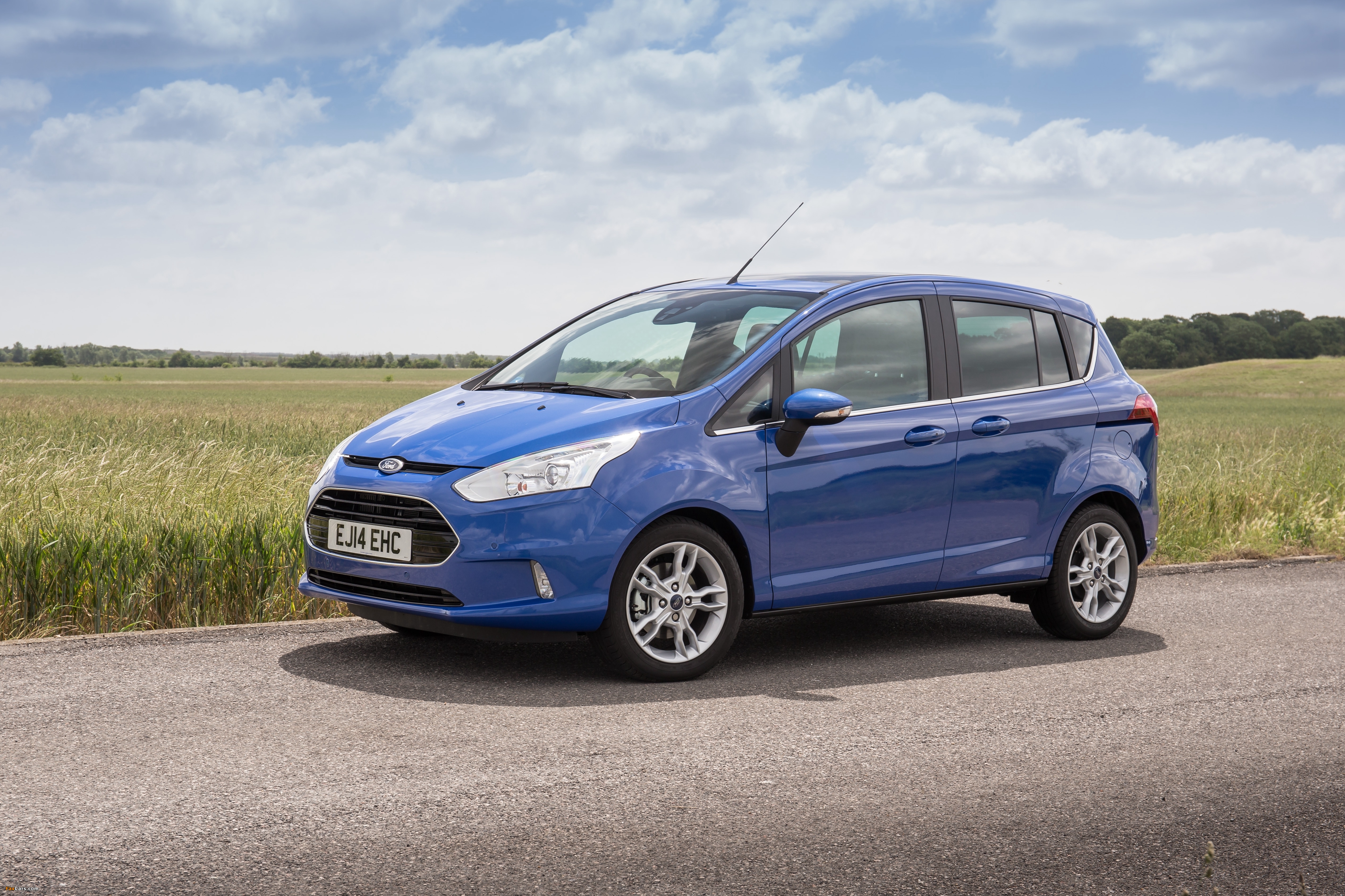 Ford B-MAX UK-spec 2012 images (4096 x 2730)