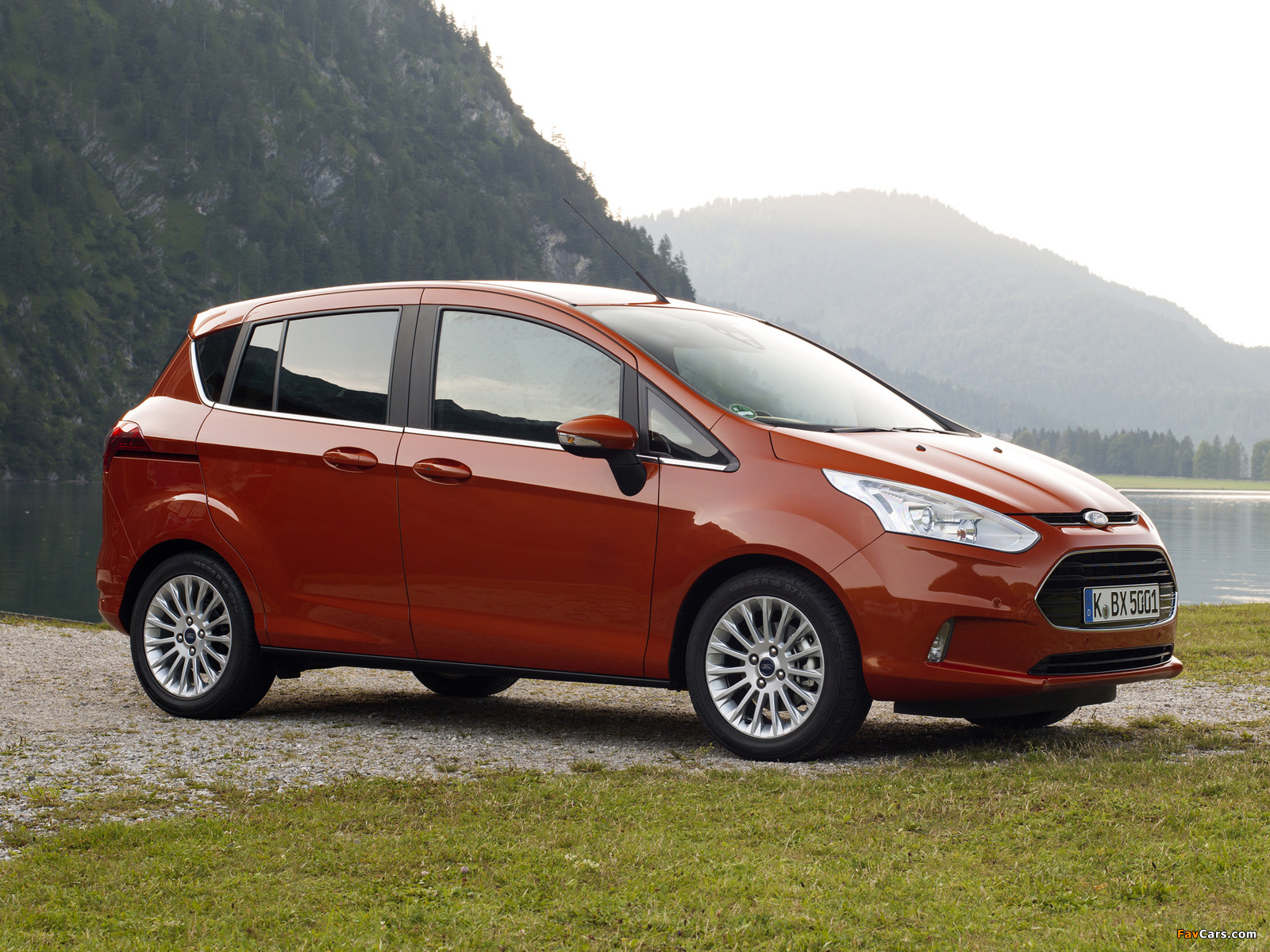 Ford B-MAX 2012 wallpapers (1600 x 1200)