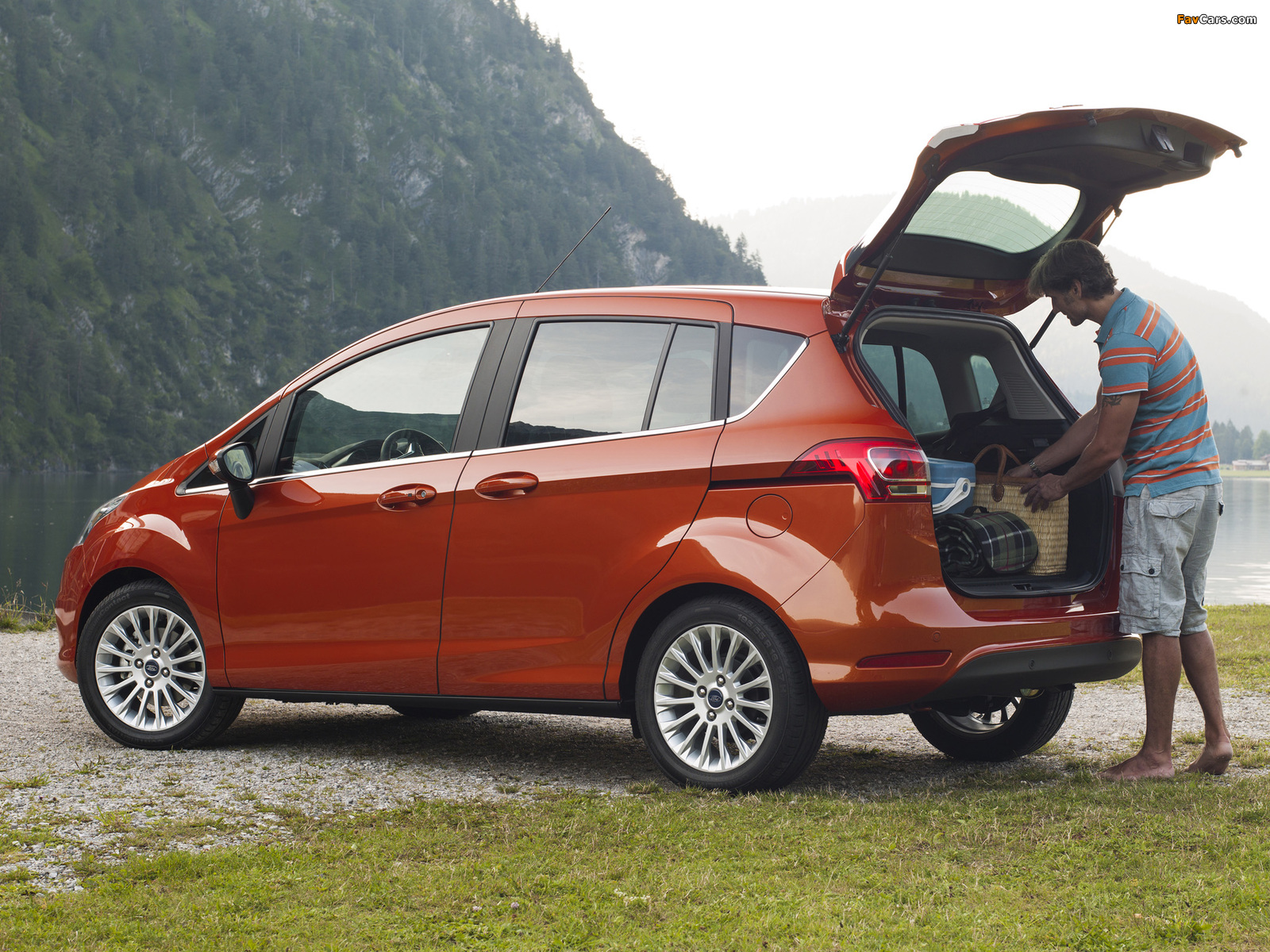 Images of Ford B-MAX 2012 (1600 x 1200)