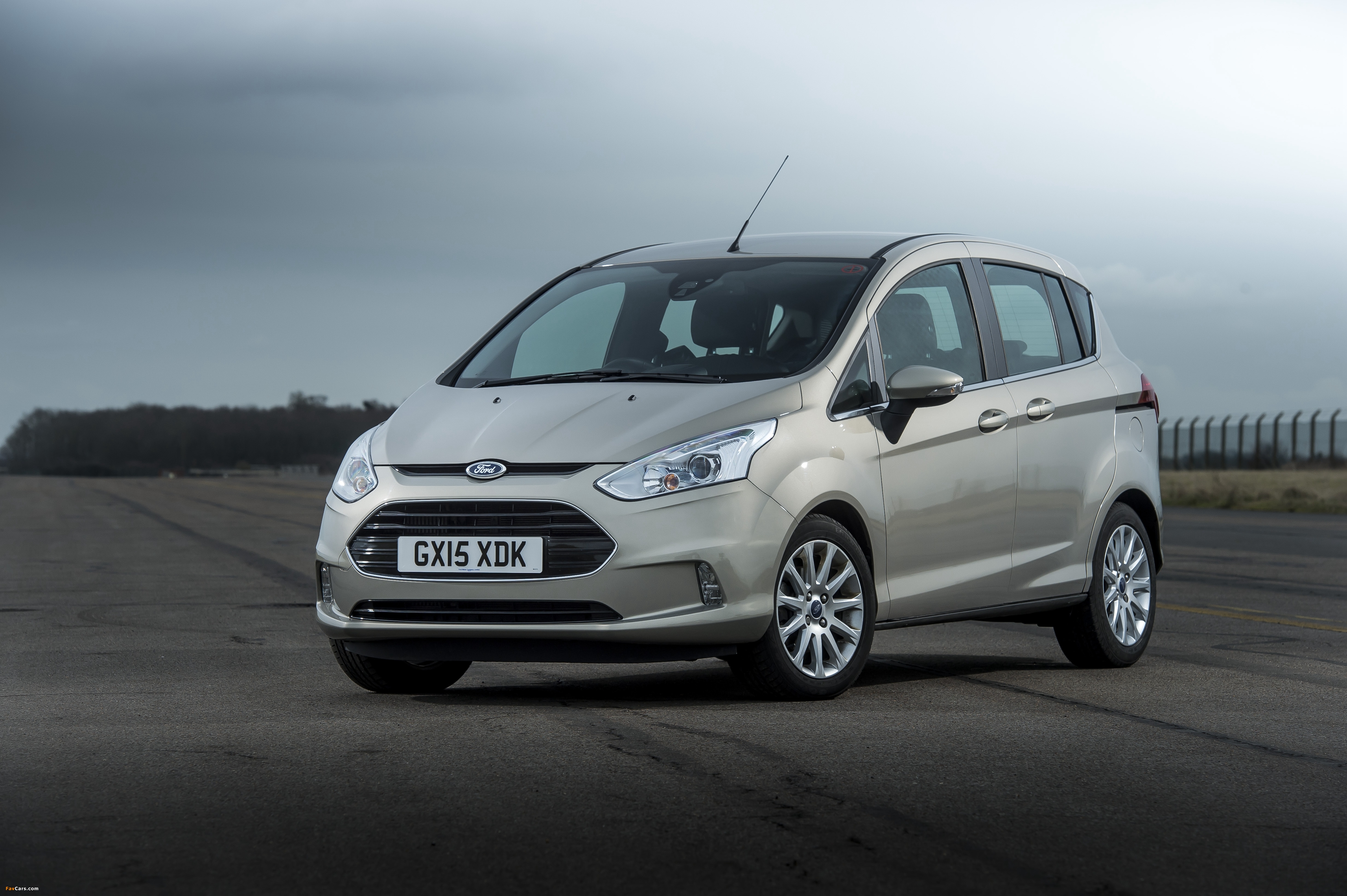 Images of Ford B-MAX UK-spec 2012 (4096 x 2726)