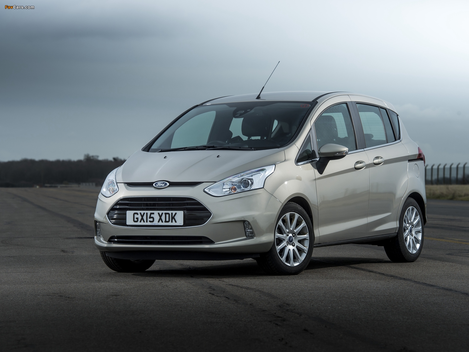 Images of Ford B-MAX UK-spec 2012 (1600 x 1200)