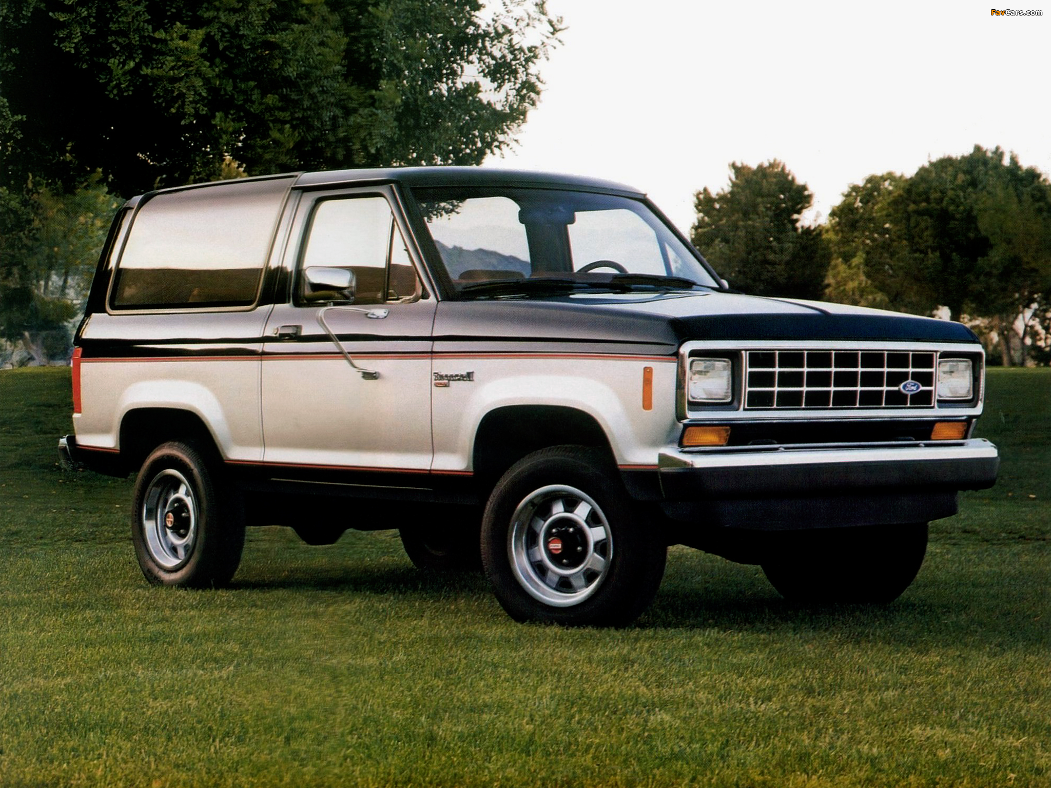 Ford Bronco II XLT 1988 pictures (2048 x 1536)