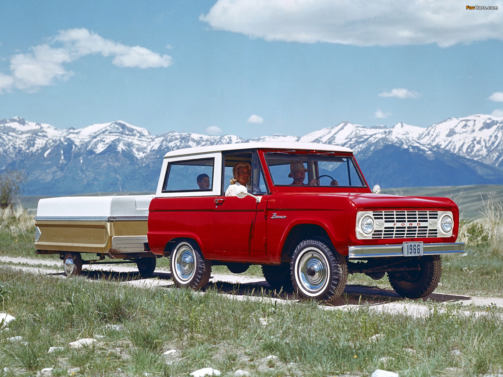 Ford Bronco 1966–77 photos (1600 x 1200)