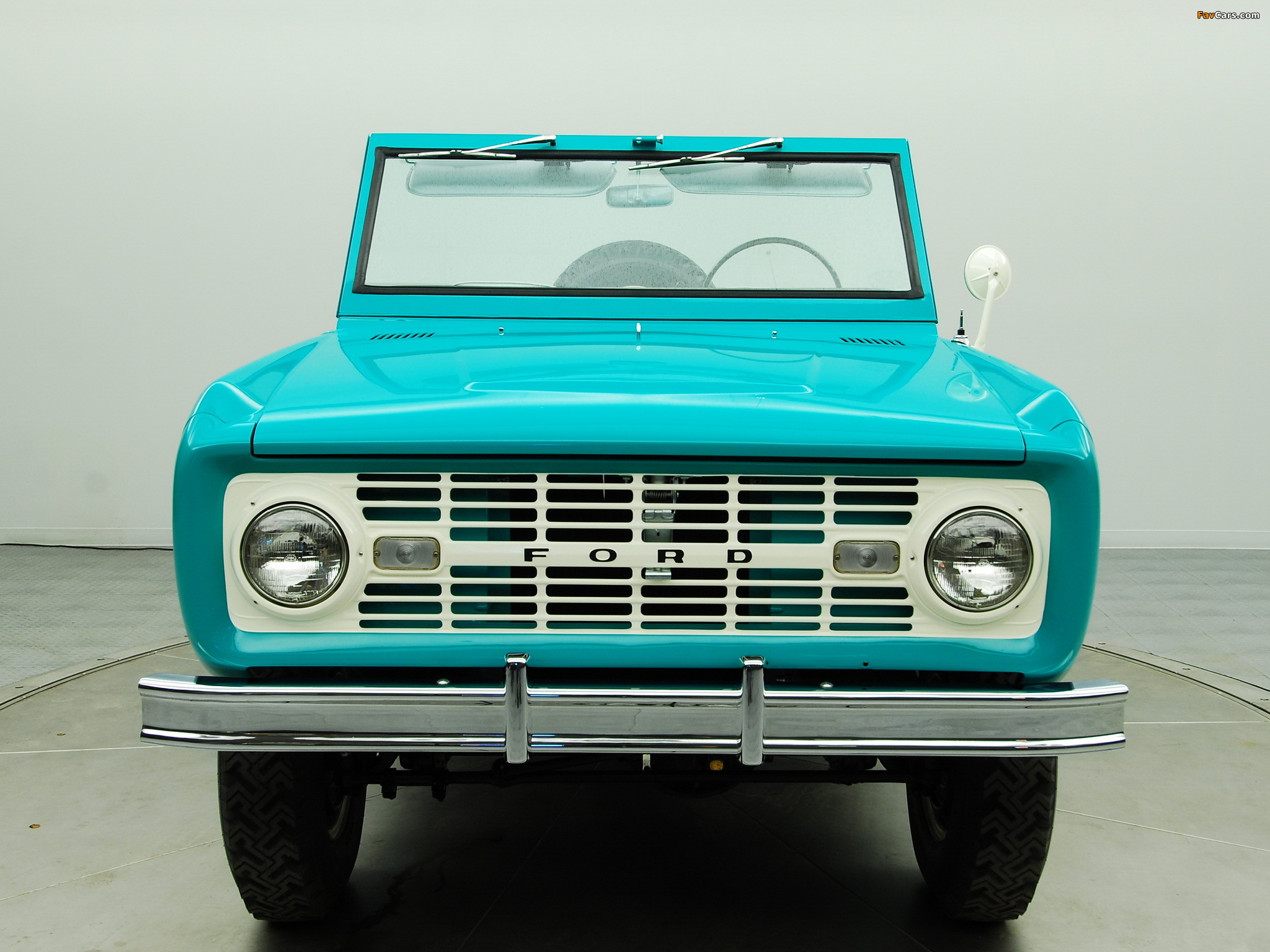 Ford Bronco 1966–77 pictures (2048 x 1536)