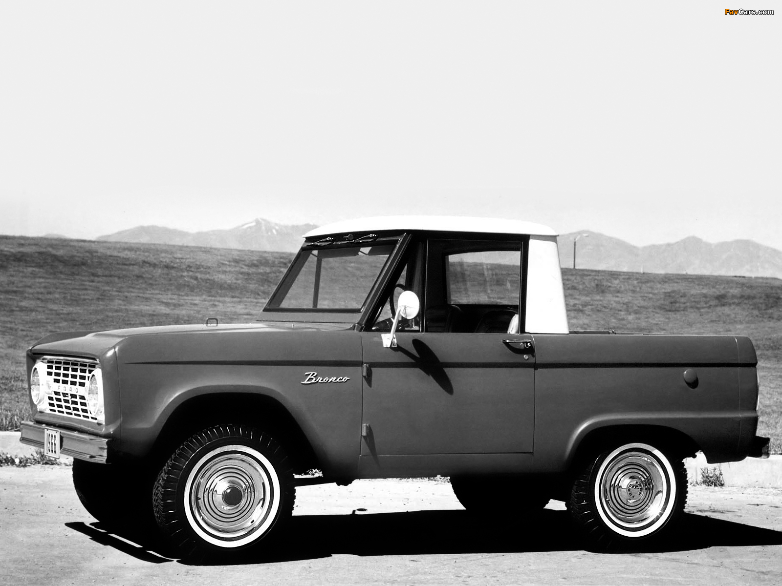 Images of Ford Bronco 1966–77 (1600 x 1200)