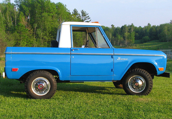 Pictures of Ford Bronco 1966–77