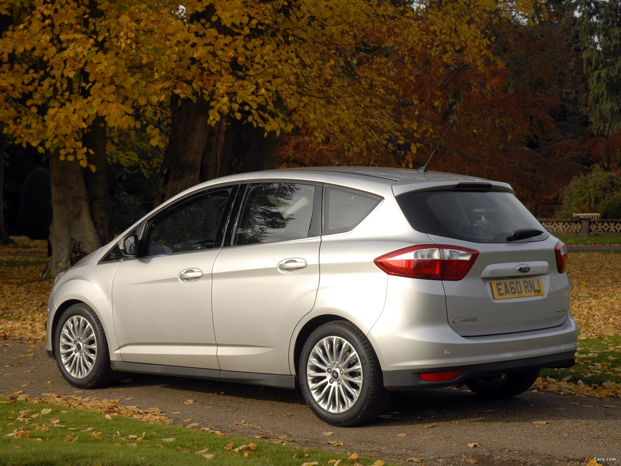 Ford C-MAX UK-spec 2010 pictures (2048 x 1536)