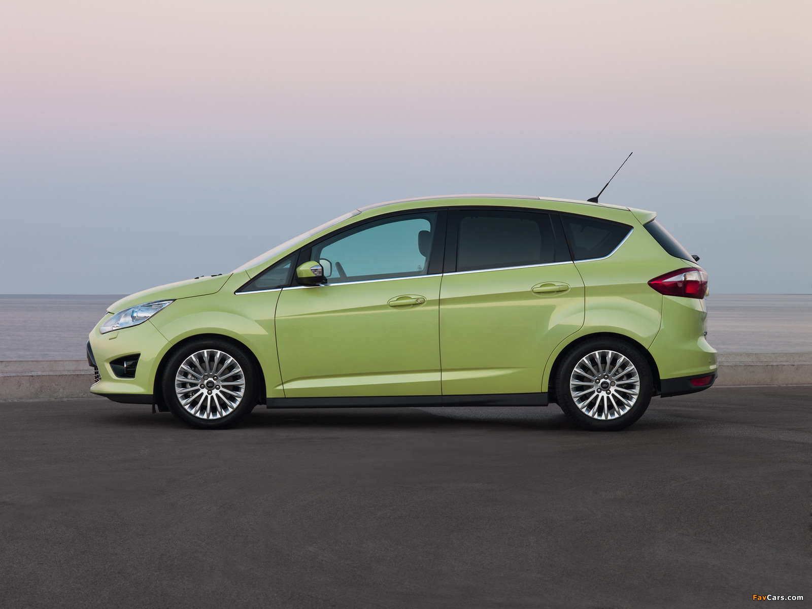 Ford C-MAX 2010 wallpapers (1600 x 1200)