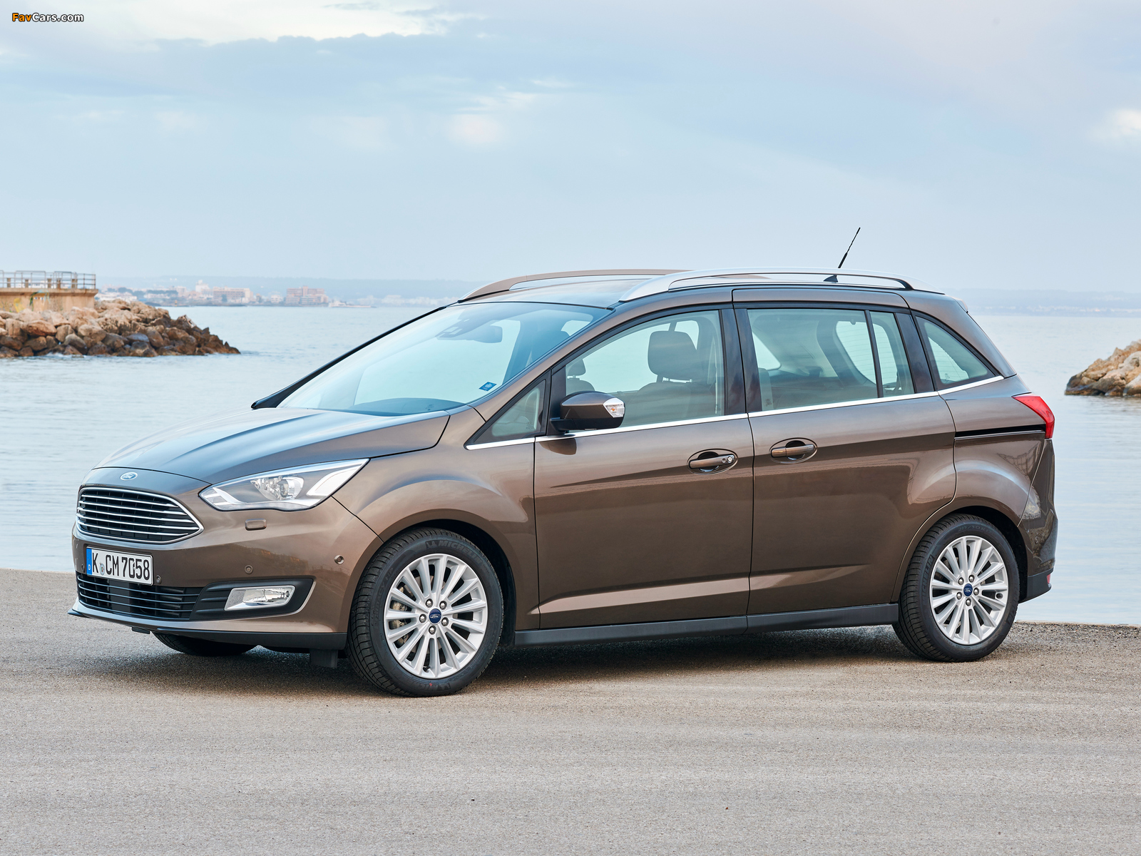 Ford Grand C-MAX 2015 wallpapers (1600 x 1200)