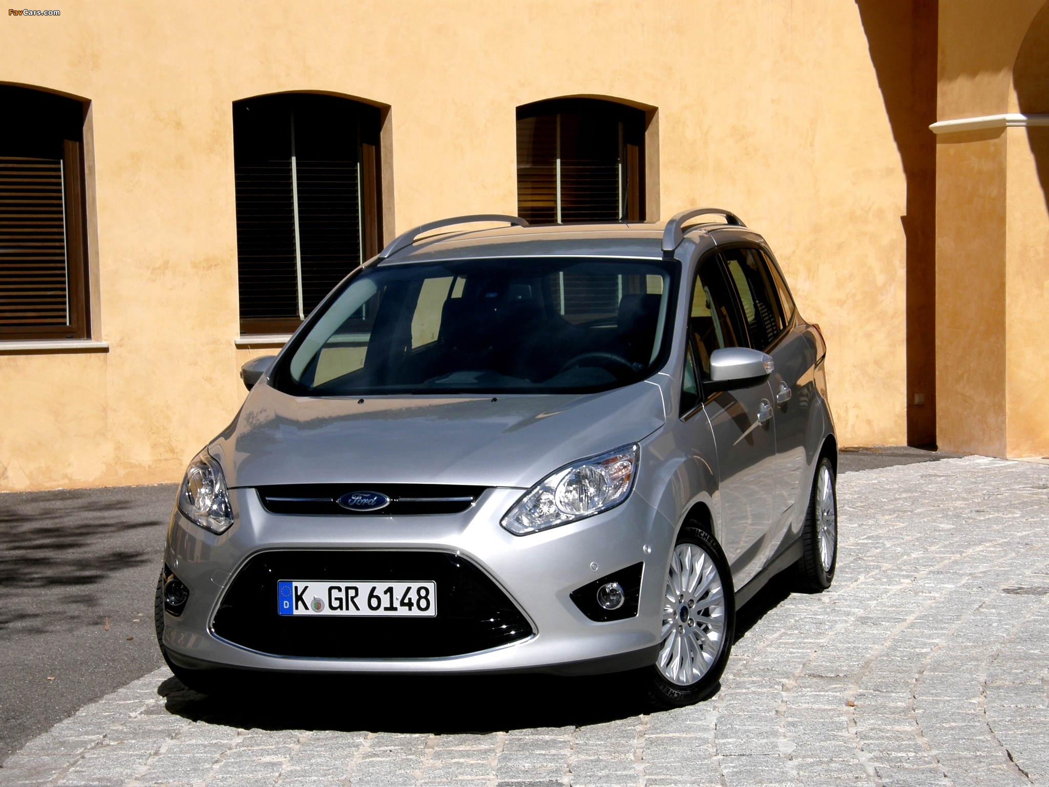Pictures of Ford Grand C-MAX 2010 (2048 x 1536)