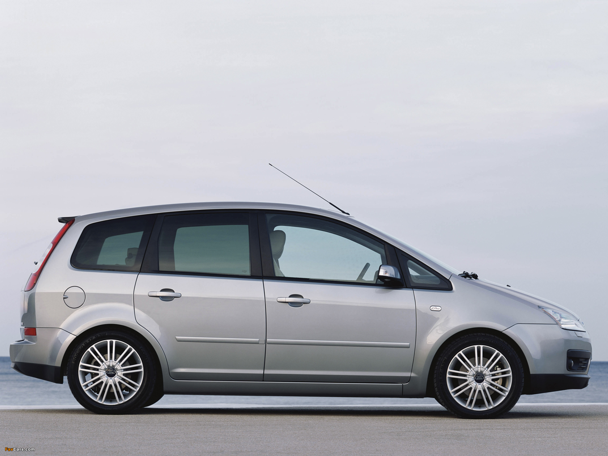 Ford Focus C-MAX 2003–06 wallpapers (2048 x 1536)