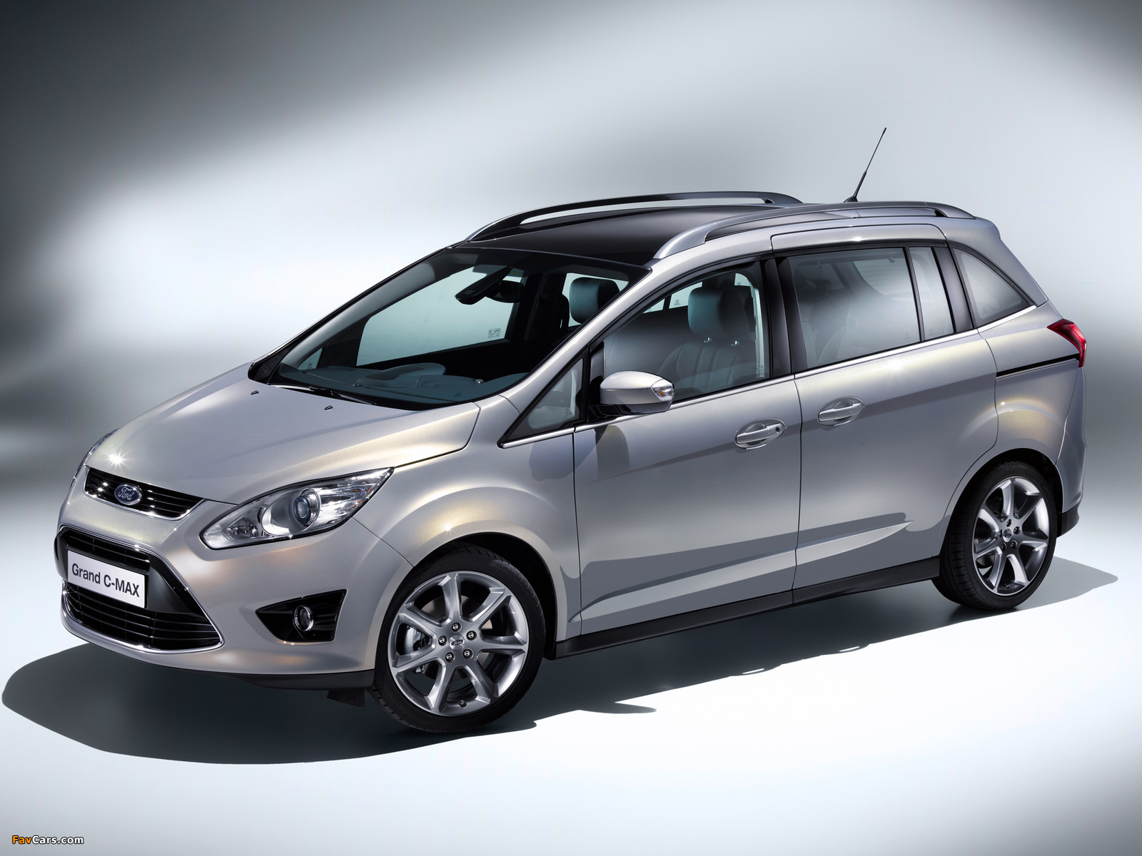 Ford Grand C-MAX 2010 wallpapers (1600 x 1200)