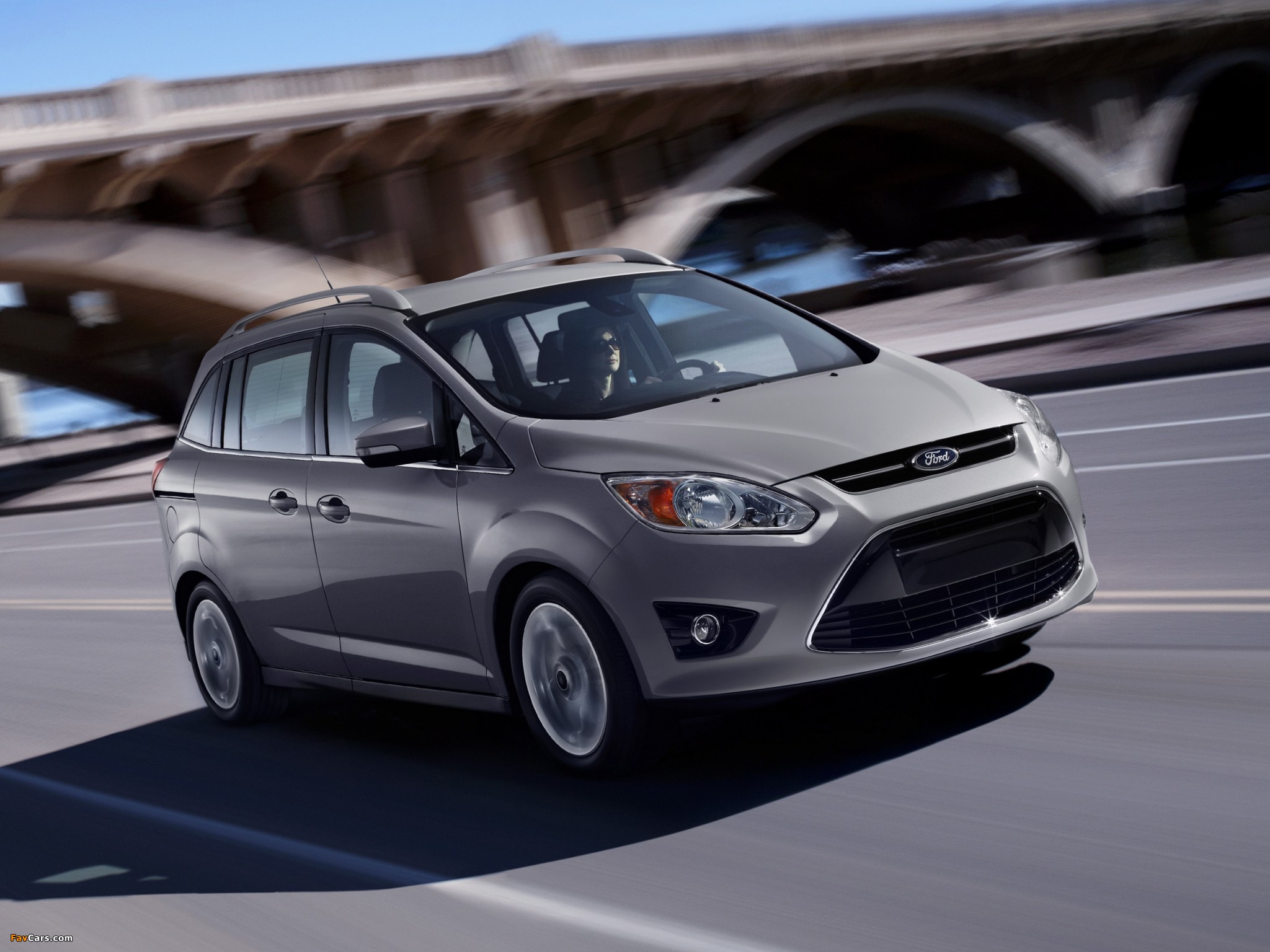 Ford Grand C-MAX 2010 wallpapers (2048 x 1536)