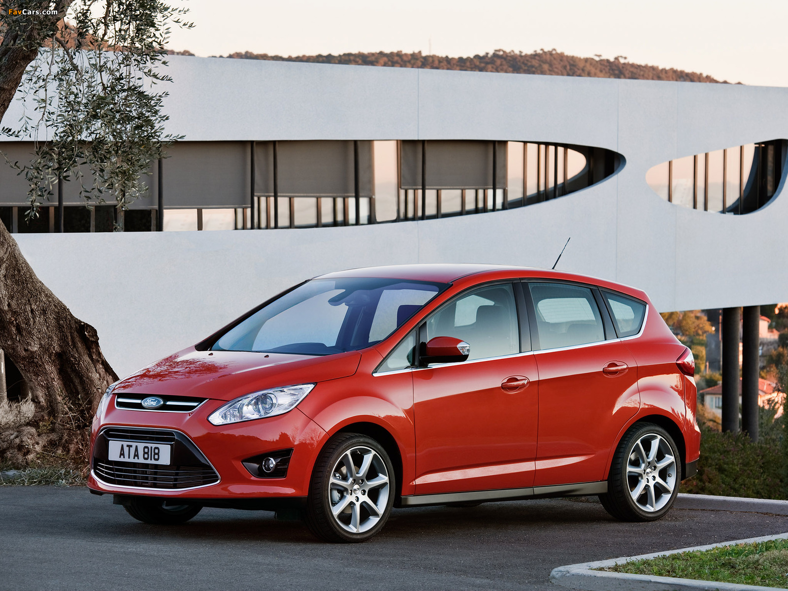 Ford C-MAX 2010 wallpapers (1600 x 1200)