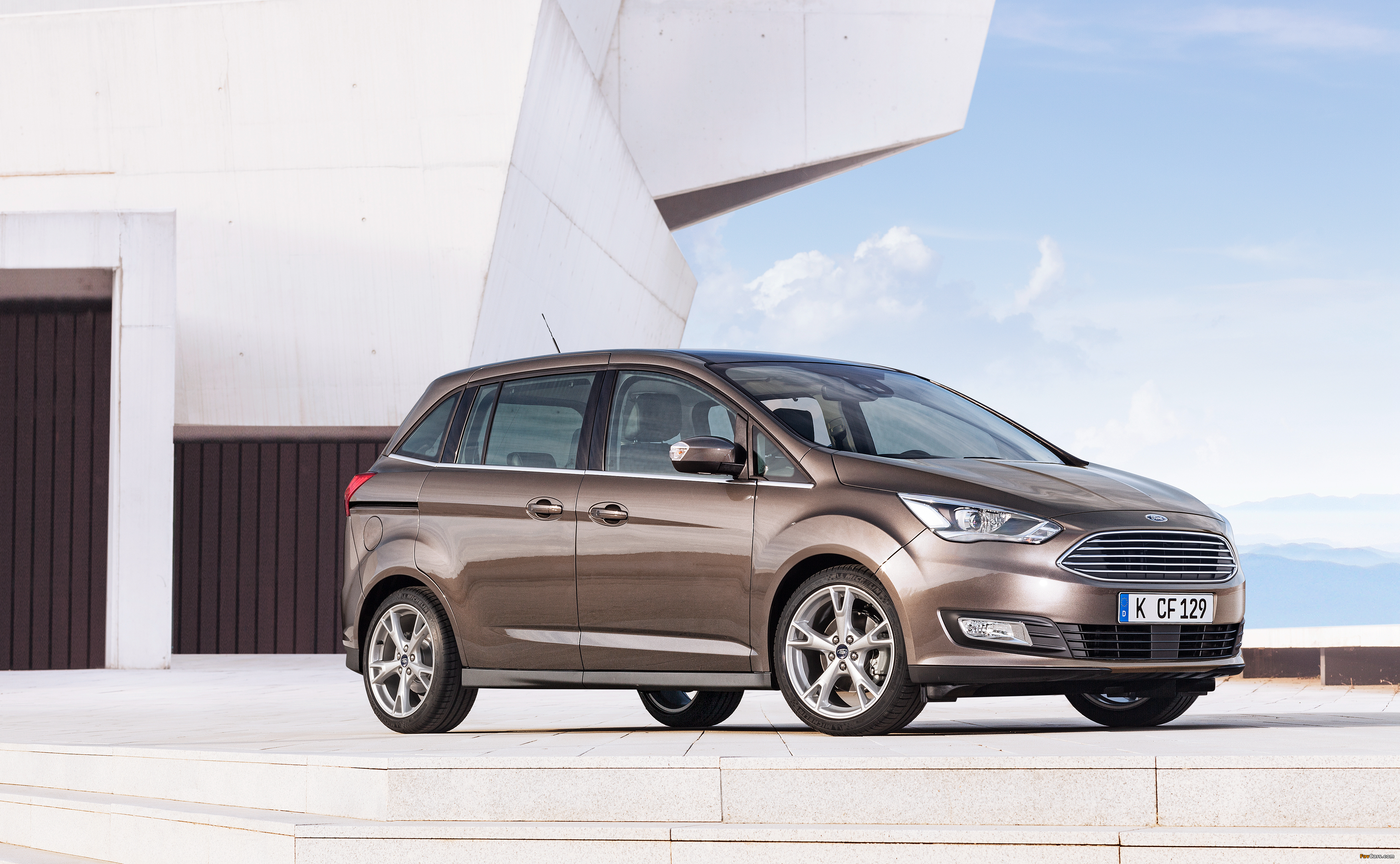 Ford Grand C-MAX 2015 wallpapers (4096 x 2528)