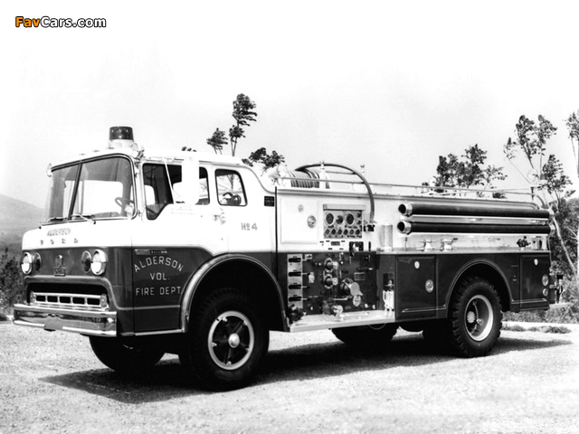 Ford C-750 Firetruck by Oren 1975 pictures (640 x 480)