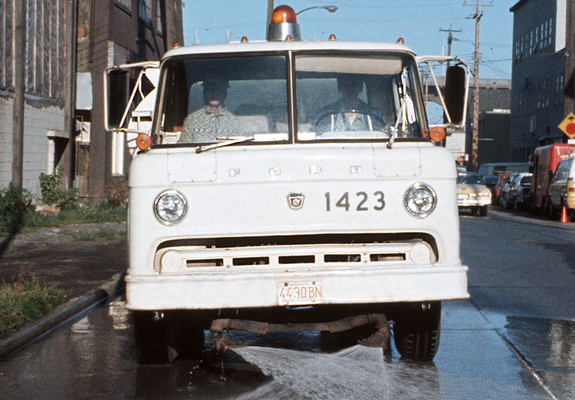 Images of Ford C-600 Sweeper 1957