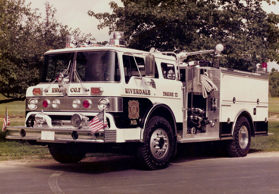 Pictures of Ford -8000 Firetruck