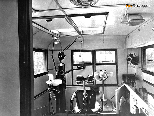Images of Ford COE Dental Surgery Van 1938–40 (640 x 480)