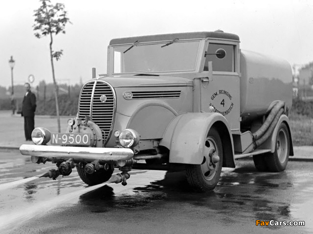 Images of Ford V8 Sweeper by Marmon-Herrington 1938 (640 x 480)