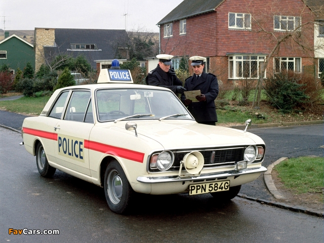 Ford Cortina 2-door Saloon Police (MkII) 1966–70 photos (640 x 480)