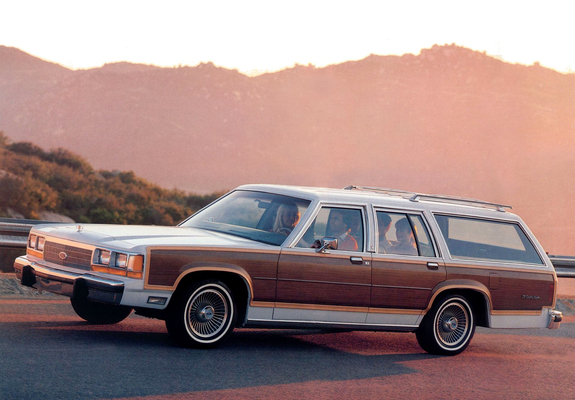Ford LTD Country Squire Station Wagon 1987–91 images