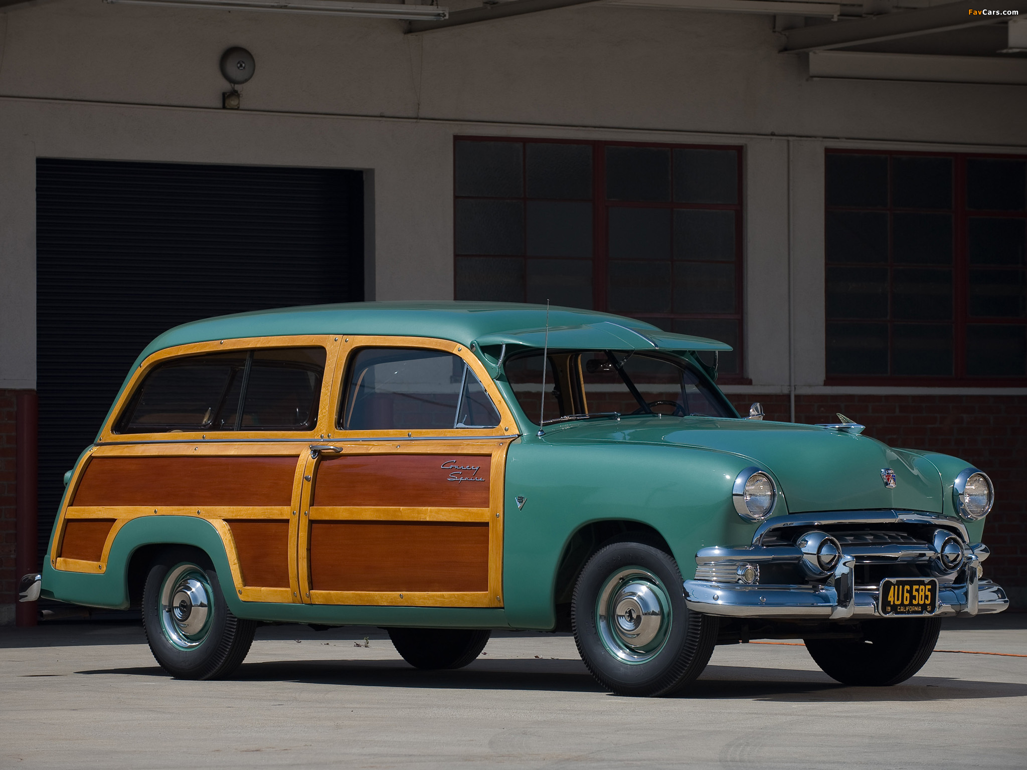 Photos of Ford Country Squire (79) 1951 (2048 x 1536)