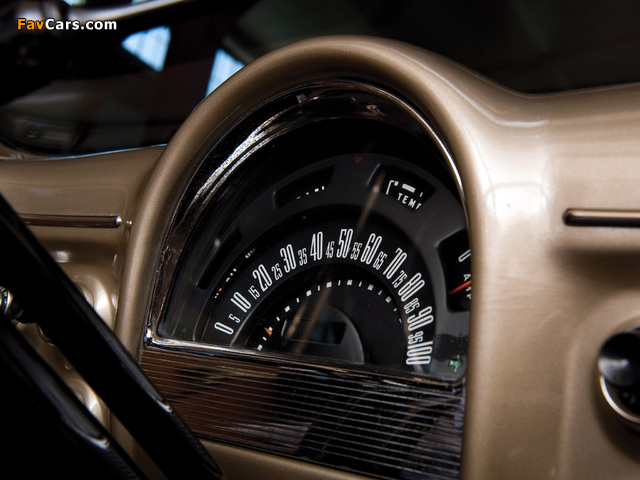 Images of Ford Crestline Country Squire (79C) 1952 (640 x 480)