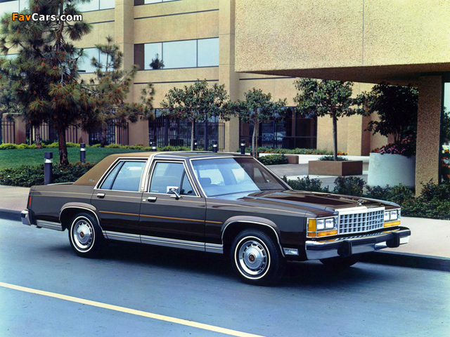 Ford LTD Crown Victoria 1983–87 pictures (640 x 480)