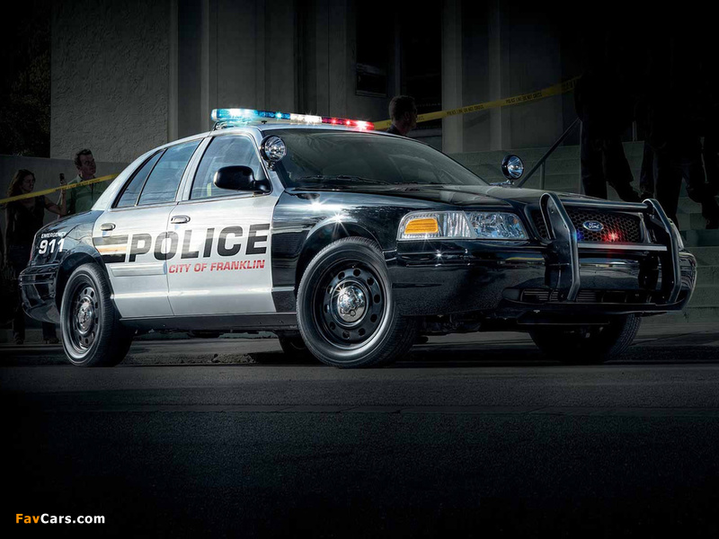 Ford Crown Victoria Police Interceptor 1998–2011 pictures (800 x 600)