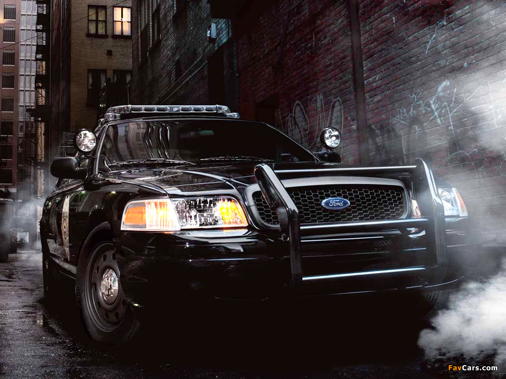 Ford Crown Victoria Police Interceptor 1998–2011 wallpapers (1024 x 768)